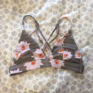 Acacia Awapui Top Dragon Stripe